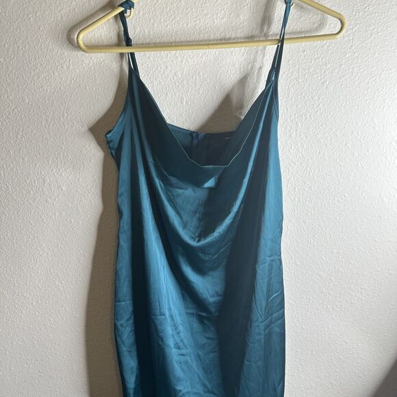 Xxxiticat Green Midi Dress Sexy Spaghetti Strap Size Medium - Picture 14 of 14